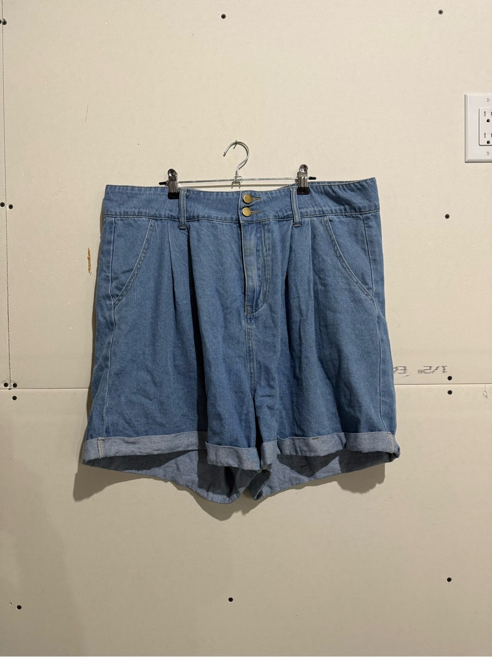 Cider Light Blue Pleated Denim Shorts